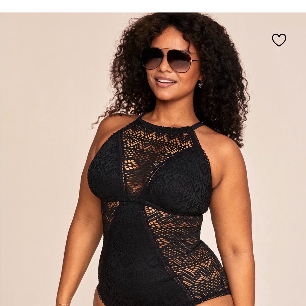 Adore Me Margaret Black Crochet Swimsuit Plus Size 0X - Picture 2 of 9